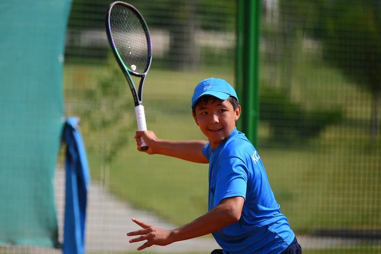 Казахстанцы обыграли сборную команду Узбекистана по теннису