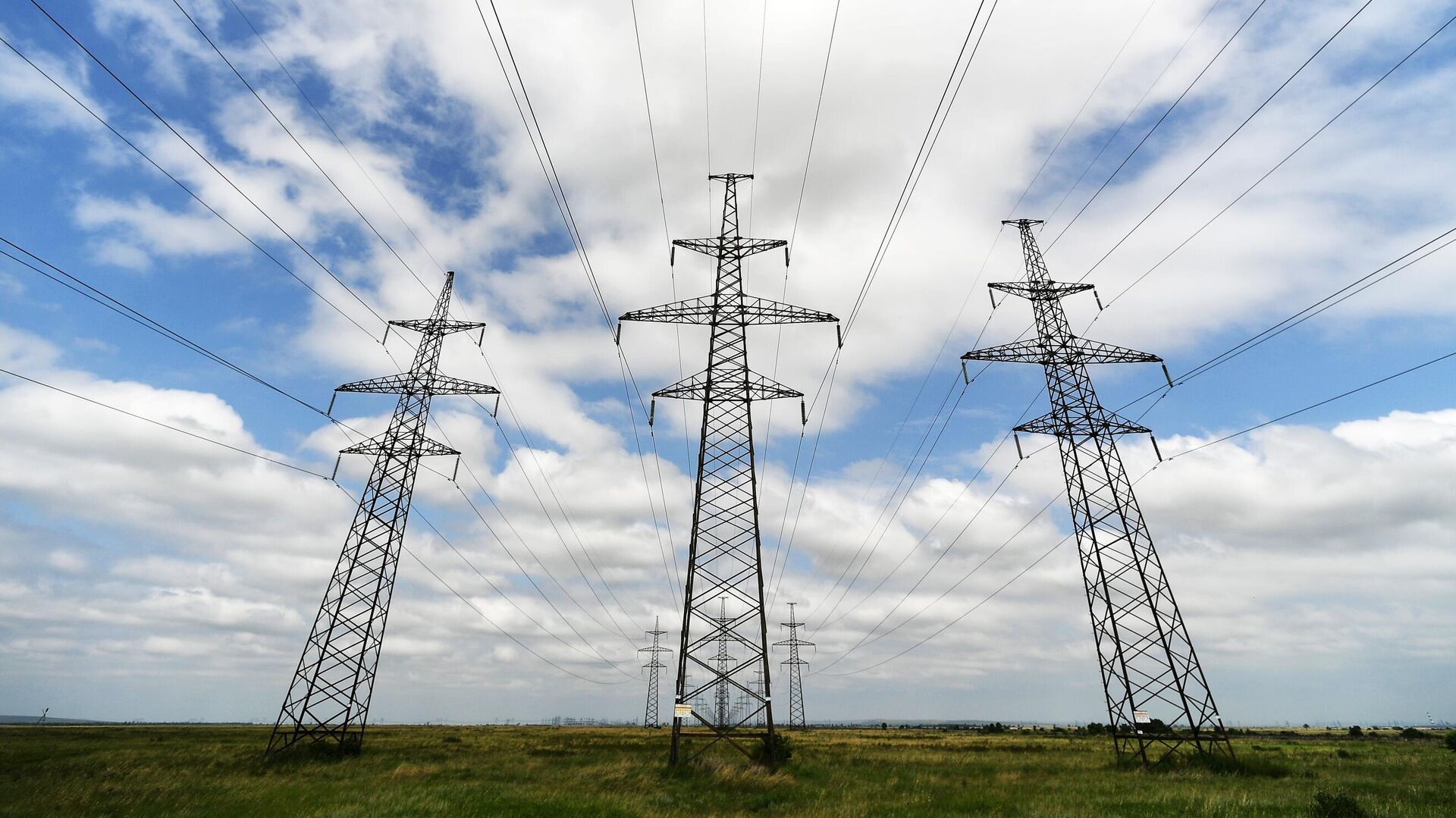 Казахстан договорился о поставках электричества из России
