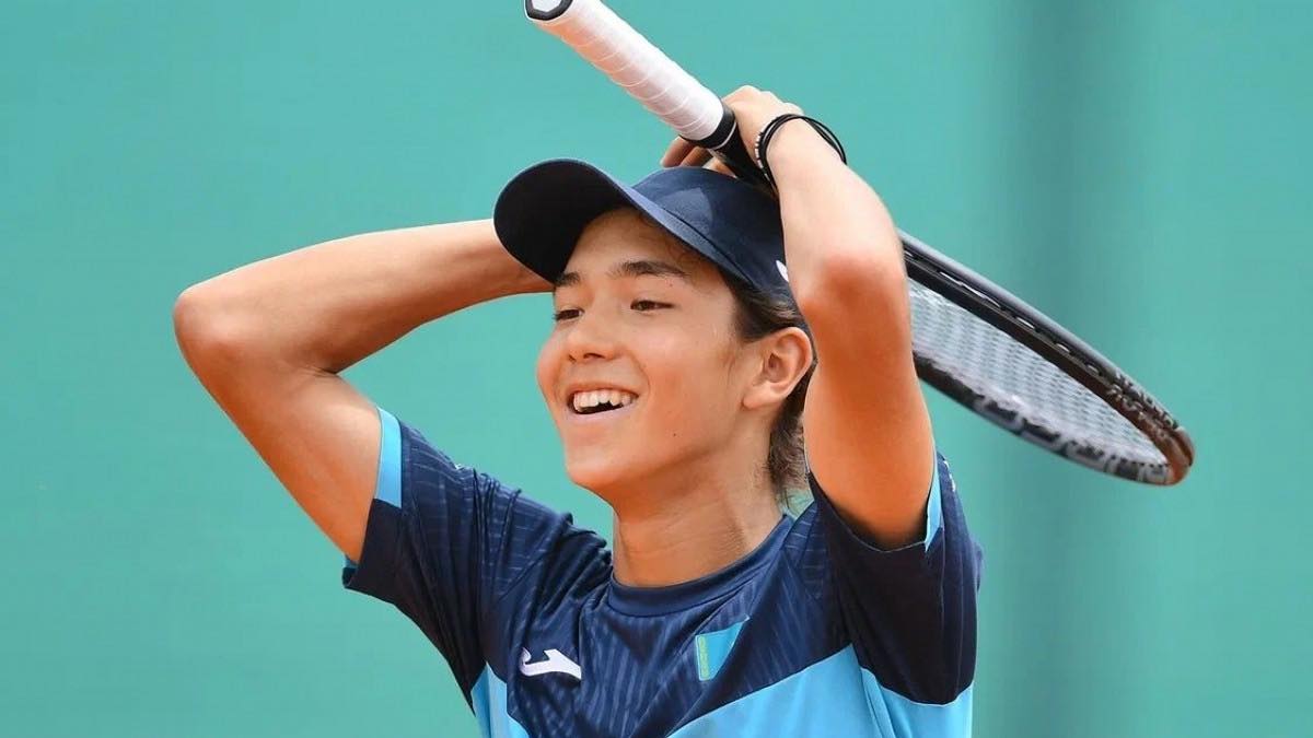 Теннисист Казахстана близок к десятке в международном рейтинге среди юниоров