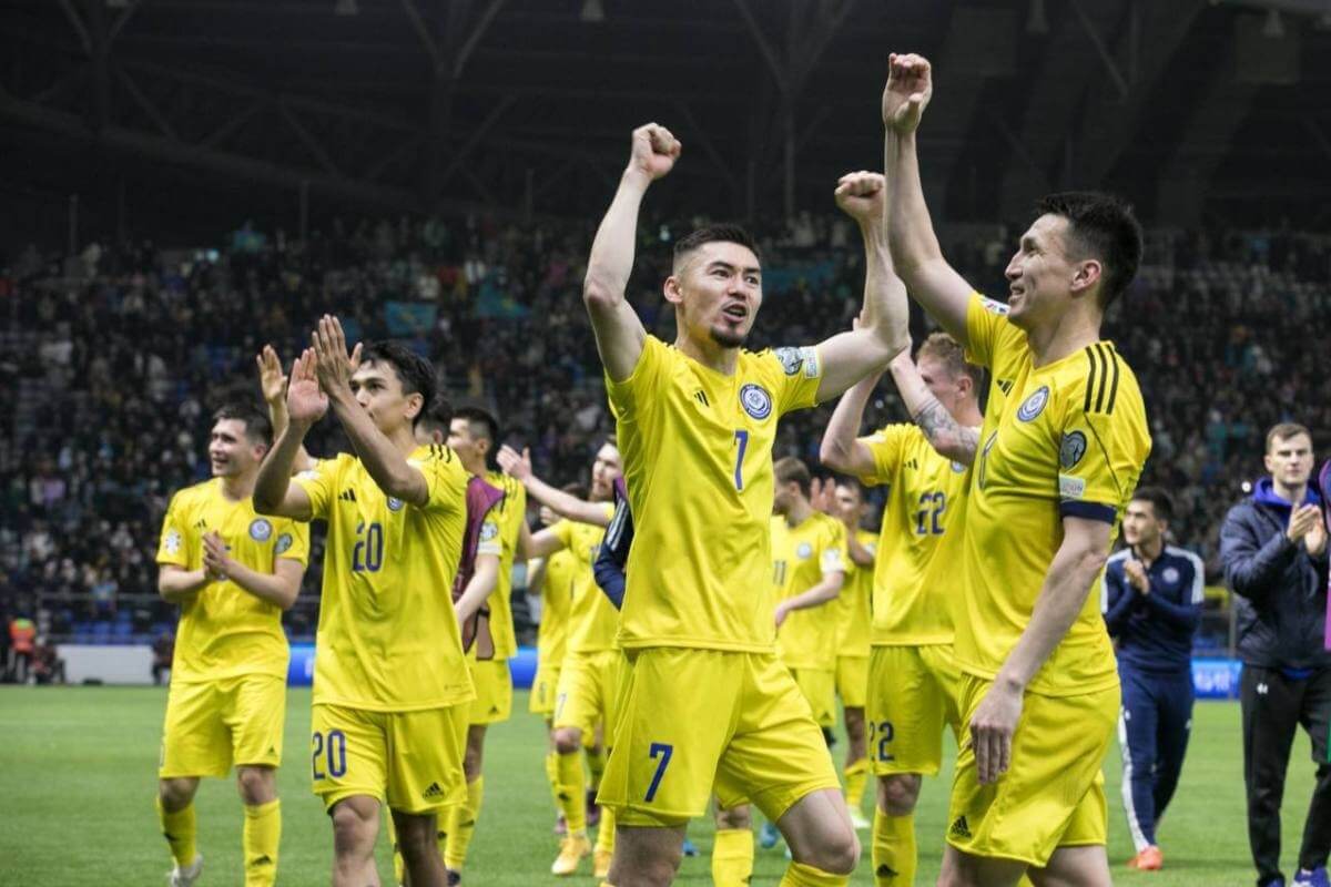 Сборная Казахстана по футболу выиграла у Дании в матче отбора Евро-2024