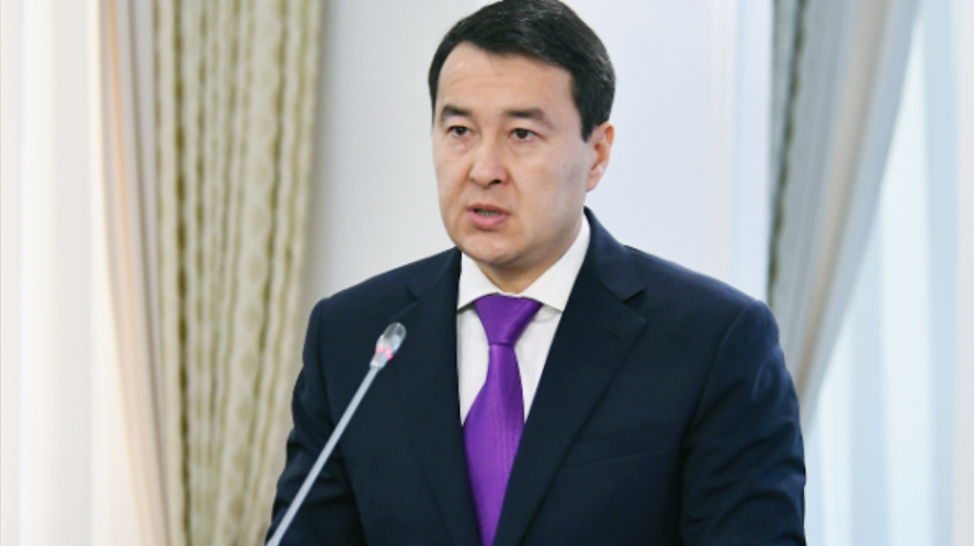 Экс-премьер-министр Смаилов назначен председателем высшей аудиторской палаты