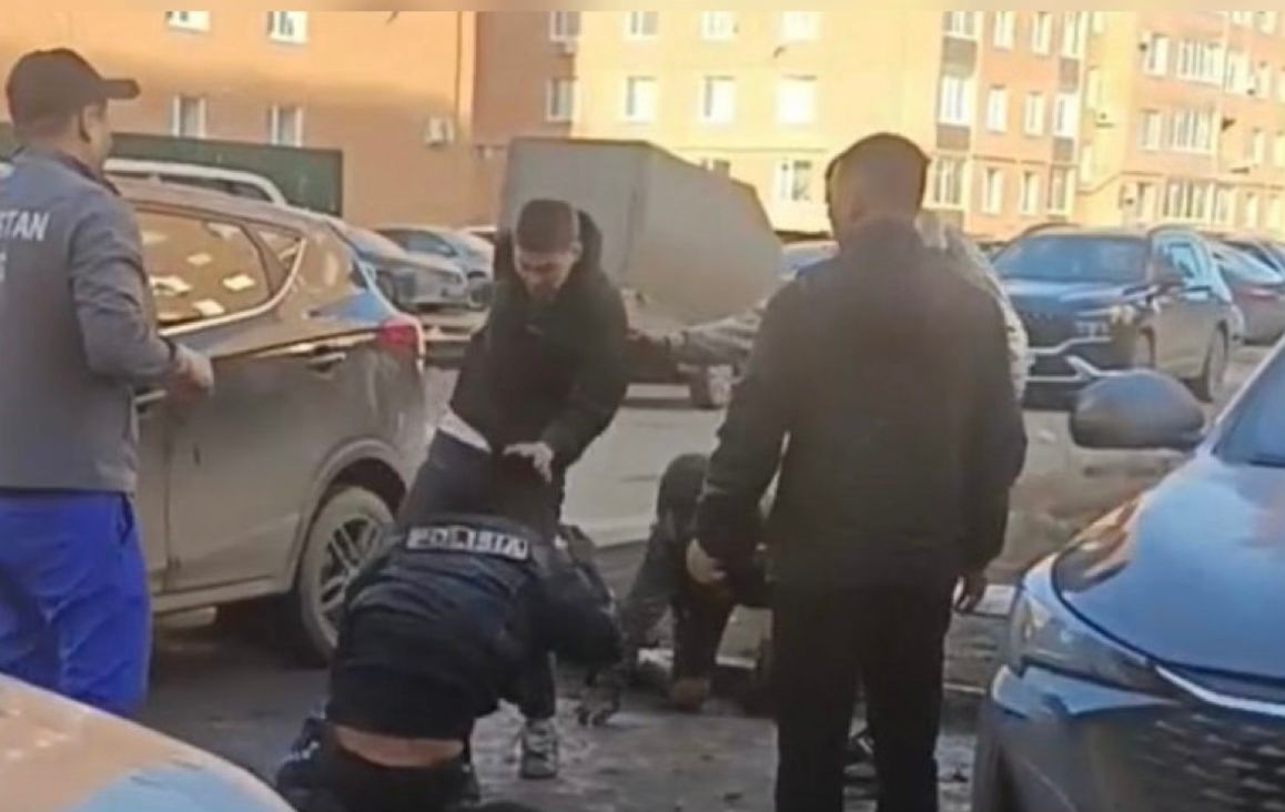 Қостанайда полиция қызметкерін ұрғандарға қатысты іс қозғалды