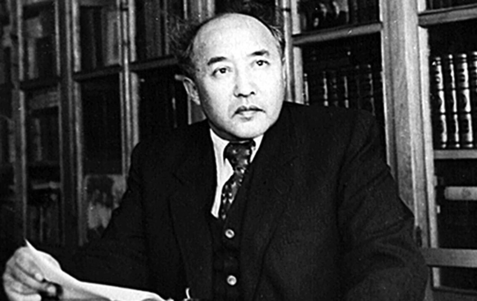 Как сегодня сохраняют память о Мухтаре Ауэзове