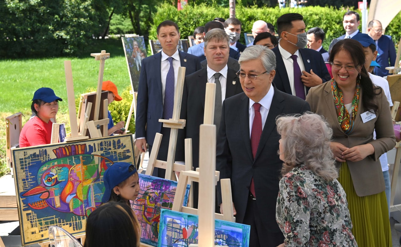 Президент «Алматы БалаFEST» балалар фестивалінің қорытынды іс-шарасына барды