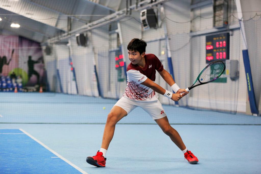 Казахстанец назван лучшим зарубежным теннисистом 2022 года среди игроков до 14 лет