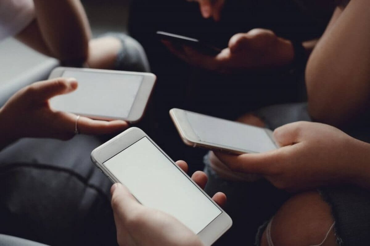 Балалардың әлеуметтік желіге кіруіне шектеу қойылуы мүмкін