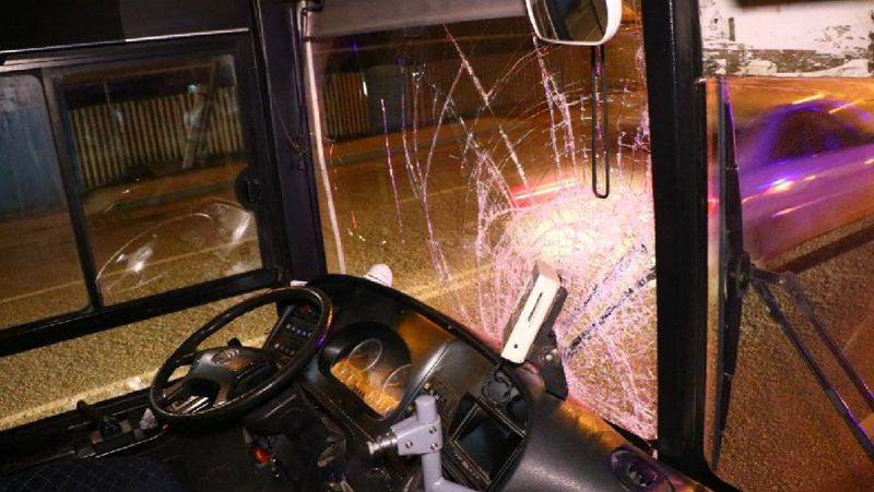 Городской Алматинский автобус насмерть сбил человека на пешеходе